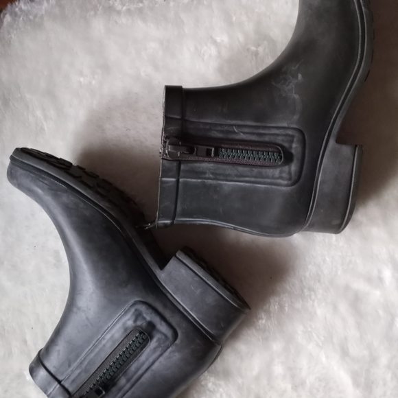 LUCKY BRAND RHANDI RUBBER RAIN BOOTS - Picture 2 of 4